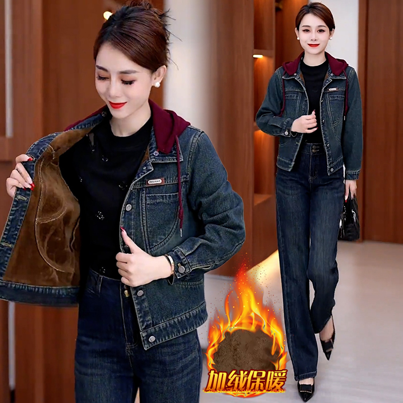 加绒加厚休闲连帽牛仔短外套女2025年冬季新款小个子气质减龄上衣