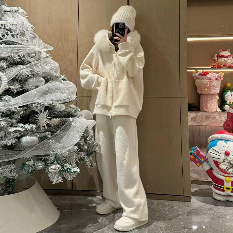 慵懒风休闲时尚套装女2025冬季新款韩版毛领连帽卫衣阔腿裤两件套