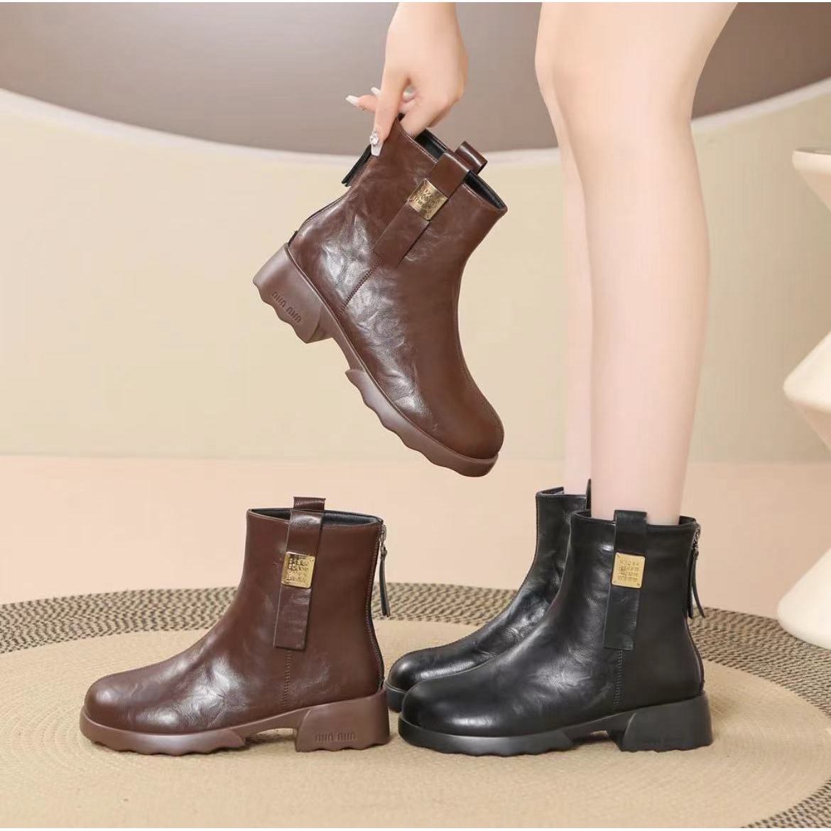 新款厚底粗跟英伦风马丁靴女鞋舒适百搭