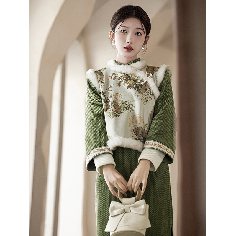 冬季旗袍2024新款秋冬款加绒改良新中式日常可穿马甲套装绿色长袖