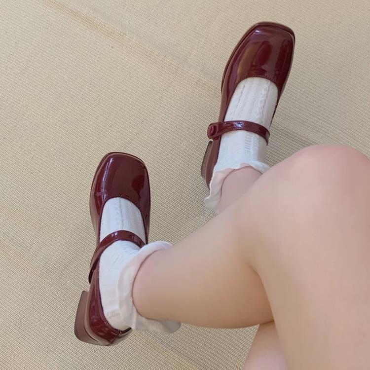 红色玛丽珍鞋女2023新款温柔风jk小皮鞋复古百搭黑色粗跟平底单鞋