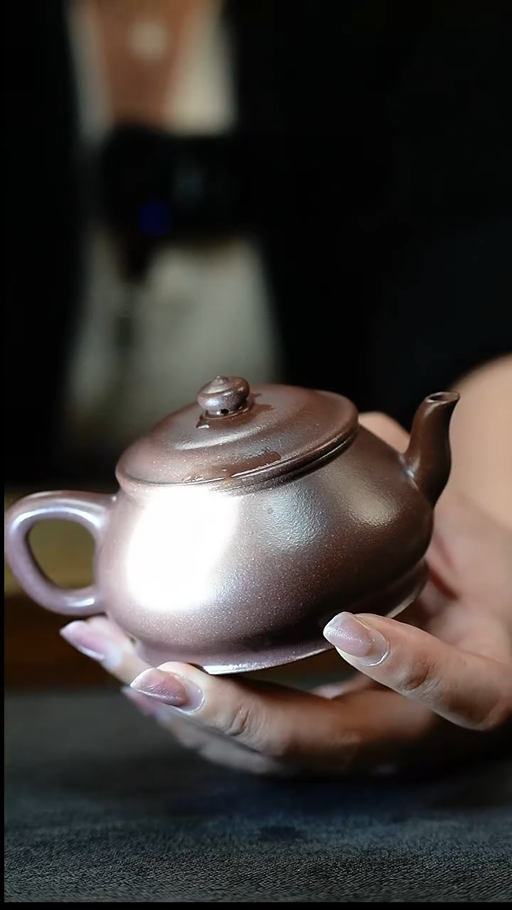 【闪购商品】紫砂茶壶宫灯 底槽清 140 小龙