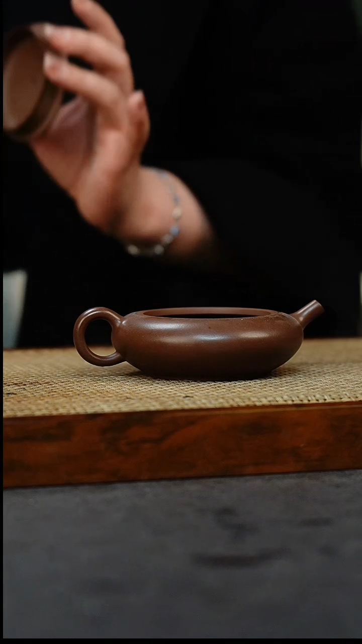 【闪购商品】紫砂茶壶扁晨 冰紫 160 华艺