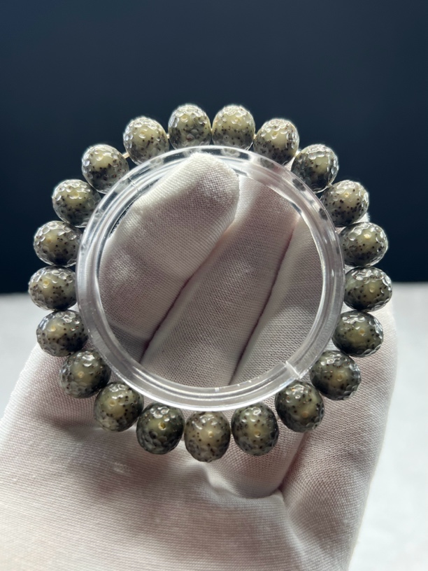 龙鳞星月 石玉料11.6×10mm苹果圆 润透