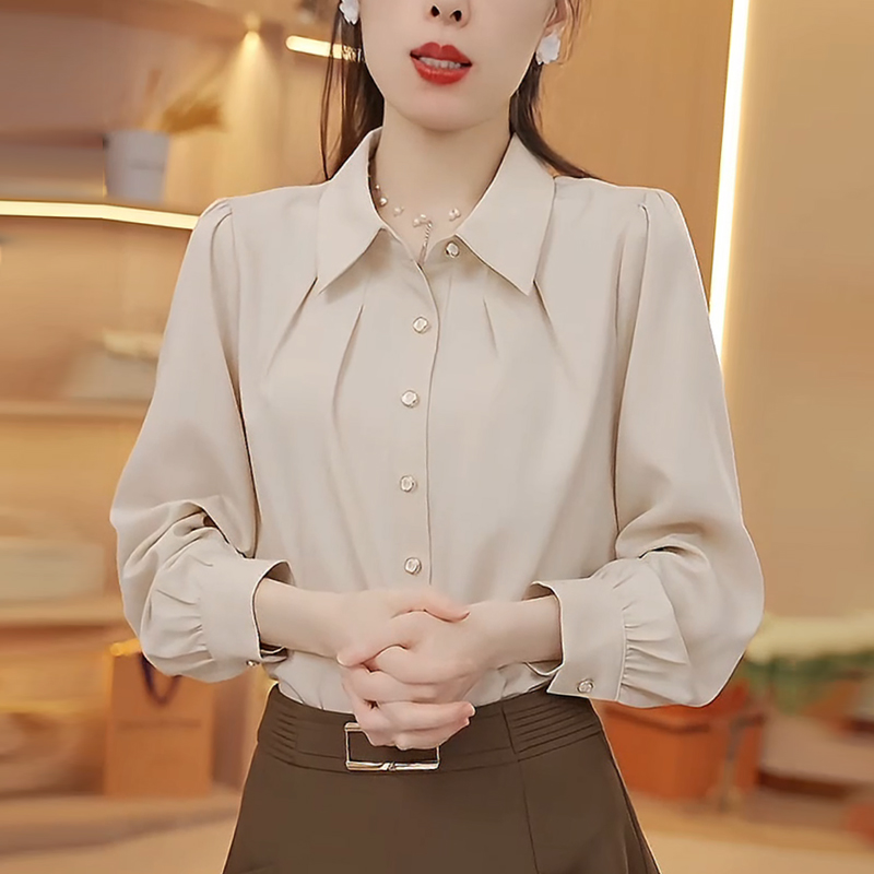 女士衬衫2025秋季新款轻奢高级感时尚洋气宽松休闲显瘦设计感上衣