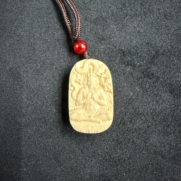 P71042天然猛犸牙不动明王吊坠 支持鉴定 假一罚四