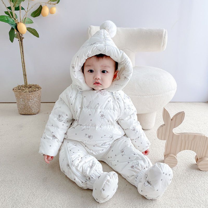婴儿羽绒服连体衣冬季加厚男女宝宝保暖哈衣新生儿抱衣冬装外出服