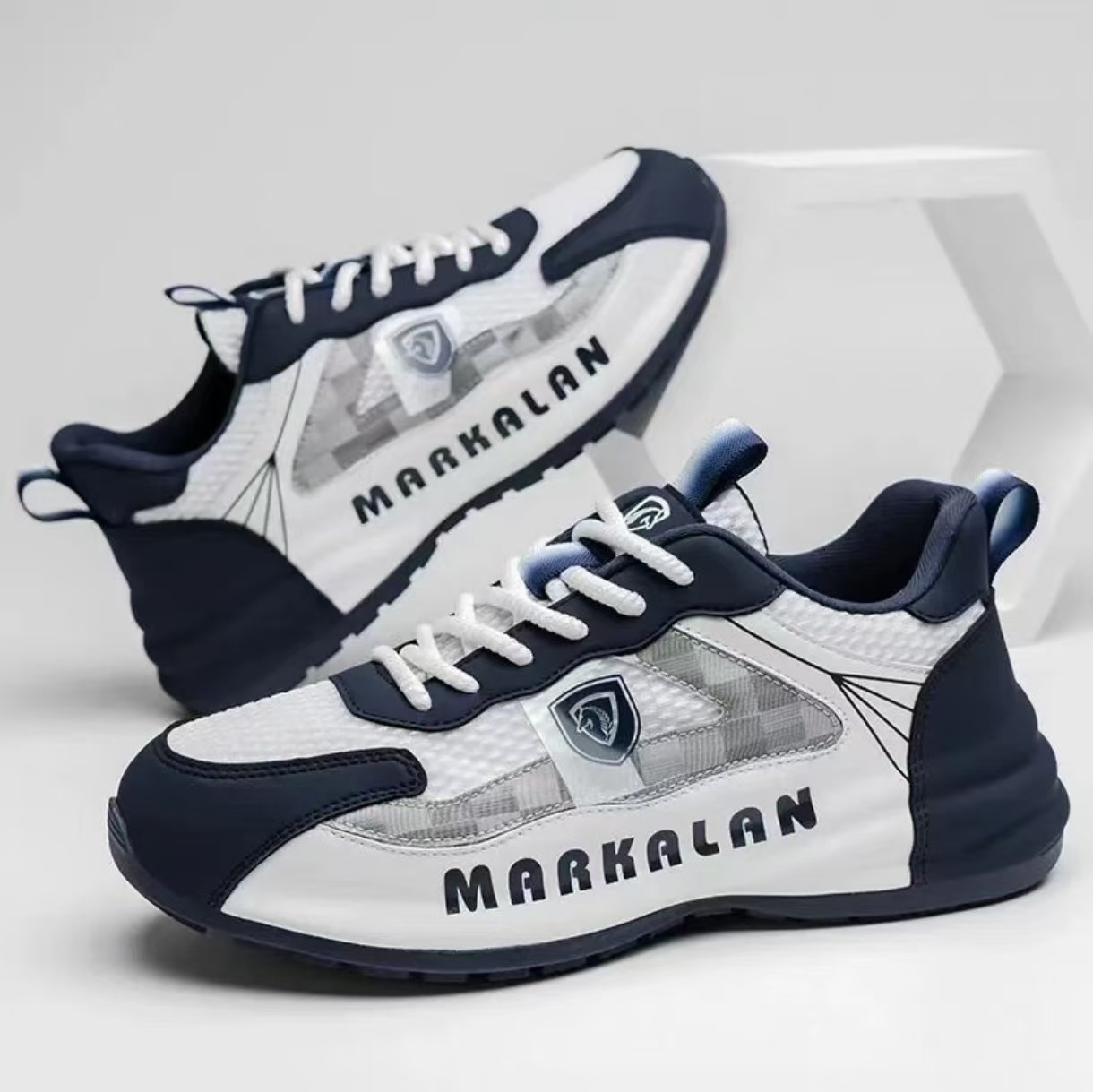 2024春夏新款时尚休闲透气舒适百搭潮流跑步男女运动鞋401-600