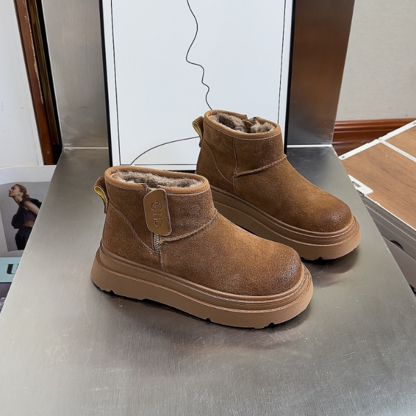 百丽纯爱雪地靴2023冬季新款加绒加厚真皮保暖厚底防滑面包棉鞋女