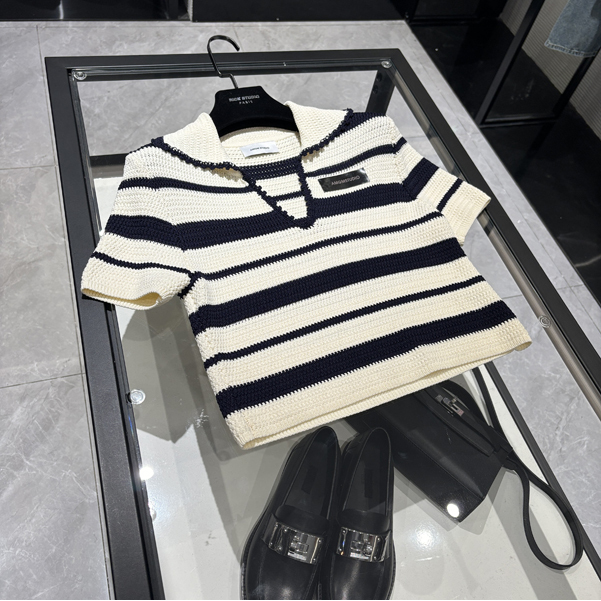 25年春装新款女装 高定轻奢翻领小V条纹针织毛衣-BH067