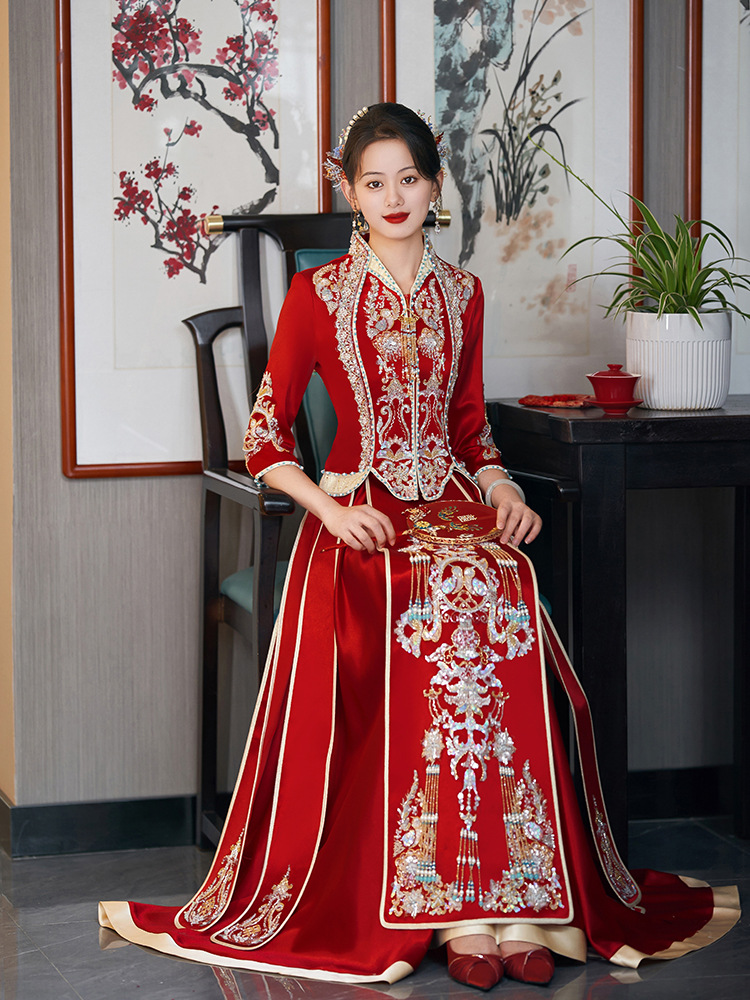 大码v领秀禾服2025新款重工刺绣结婚礼服新中式结婚敬酒服出阁服