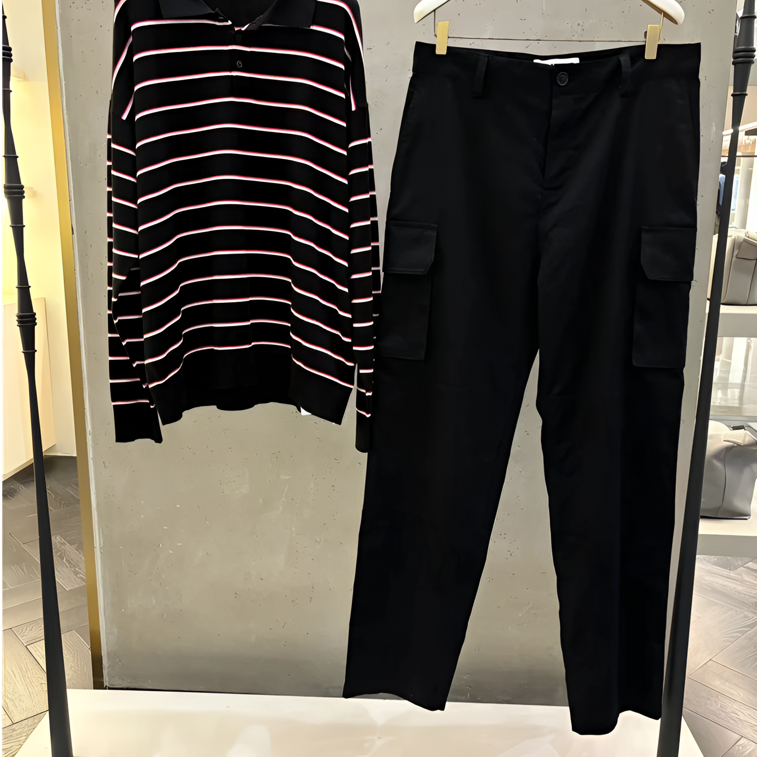 24FW秋冬新款两侧口袋休闲直筒裤牛角扣男士时尚宽松百搭