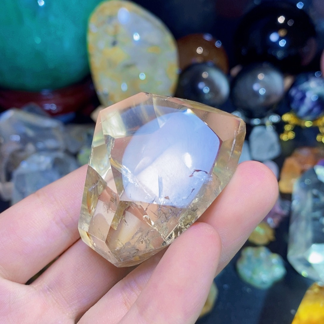 黄晶天然黄水晶随形未镶嵌