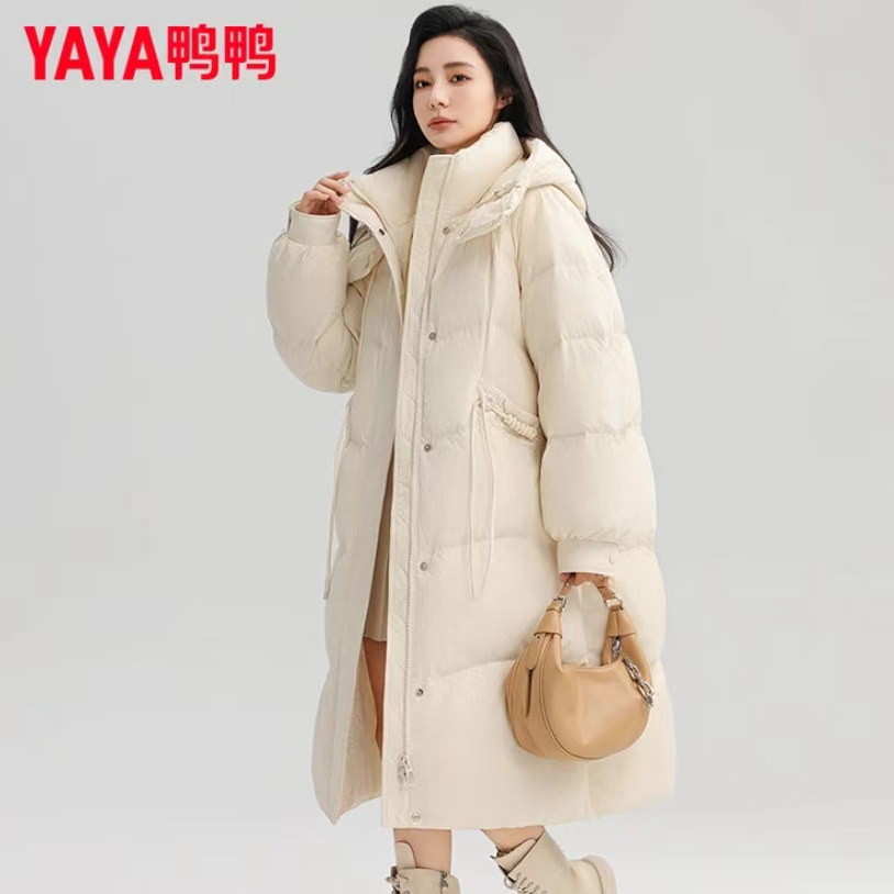YAYA/鸭鸭时尚好羽绒长款冬季新款连帽宽松保暖外套女YE4B619071A