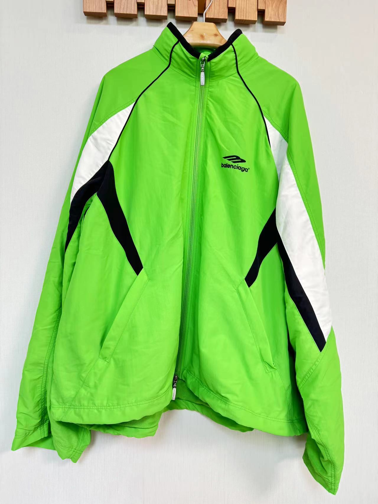 全新未使用 Balenciaga/巴黎世家 绿色拼色运动夹克/XS码