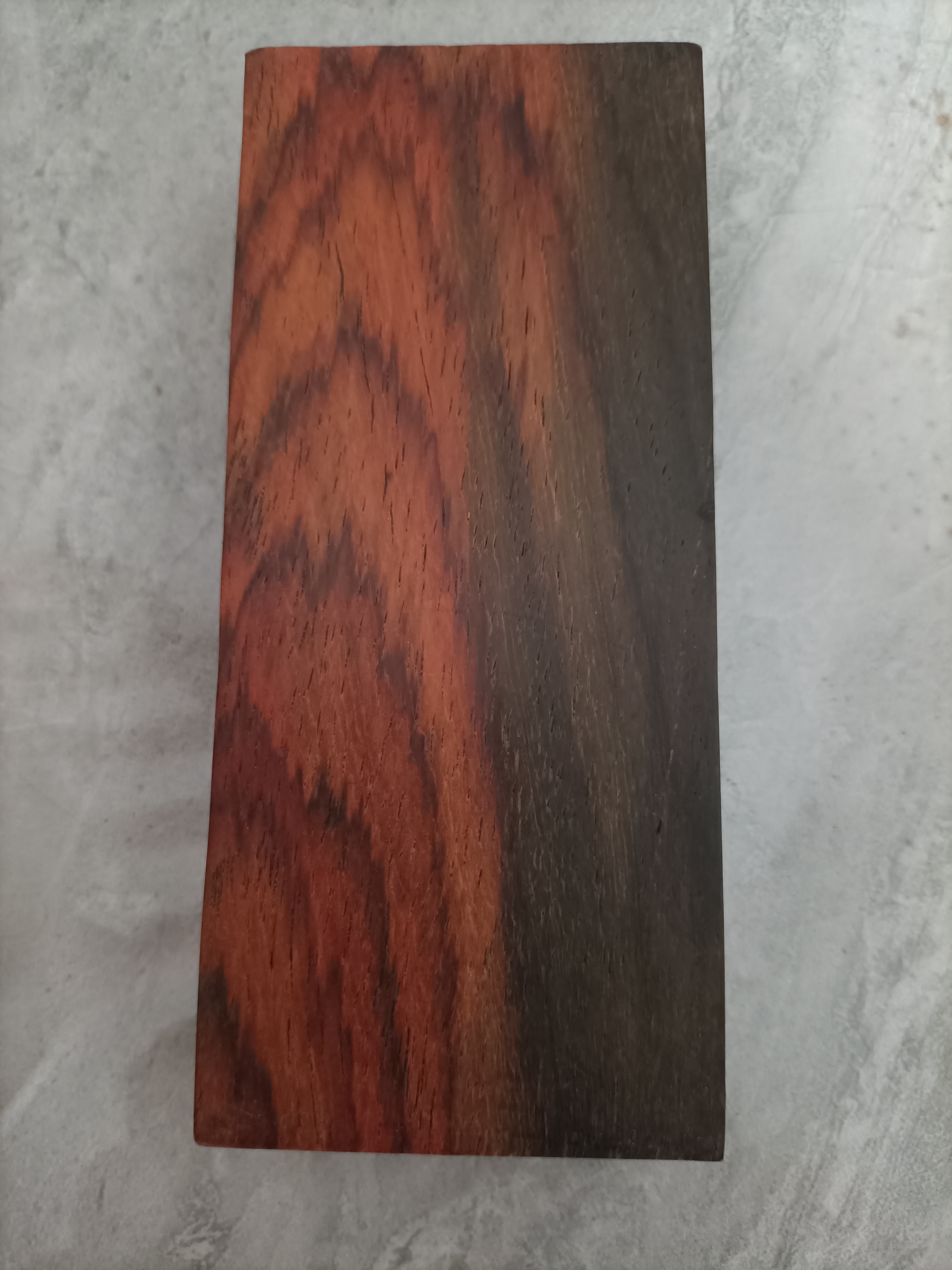 精品红木尺寸12*3*2，一物一拍以直播间实物为准