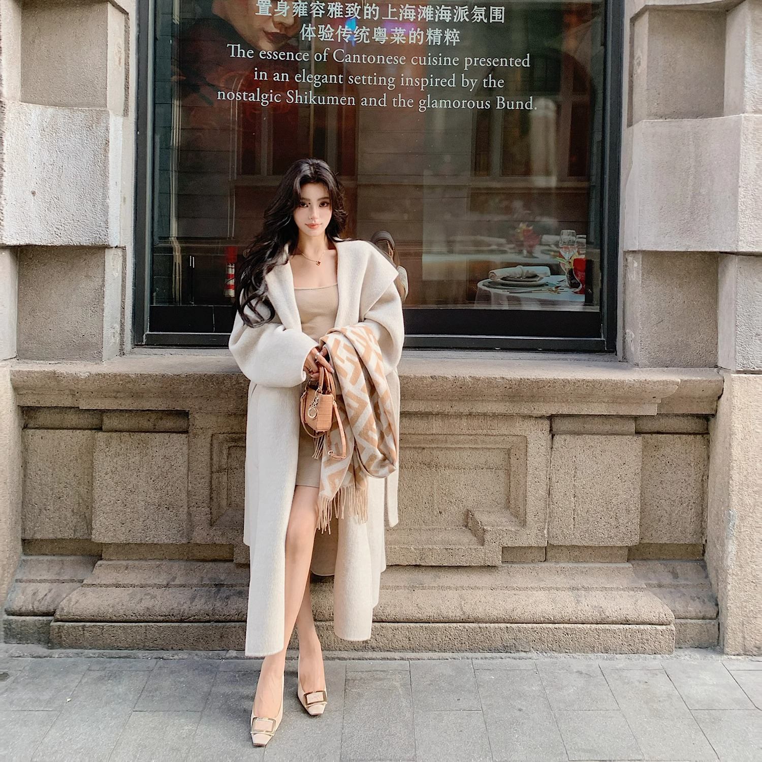 韩女浴袍大衣-牦牛绒米绵羊毛经典秀款Rialto连帽大衣