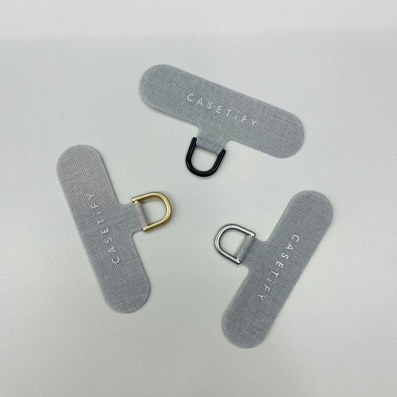 高品质C家挂绳片手机垫片斜挎手机链条手腕超薄通用网红防丢防摔