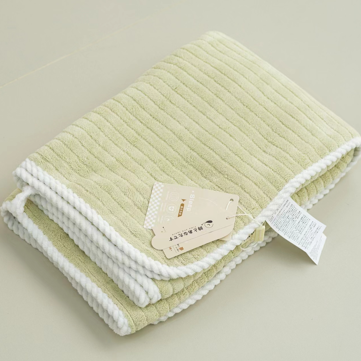 【温暖居家】浴巾70x140竹炭纤维浴巾