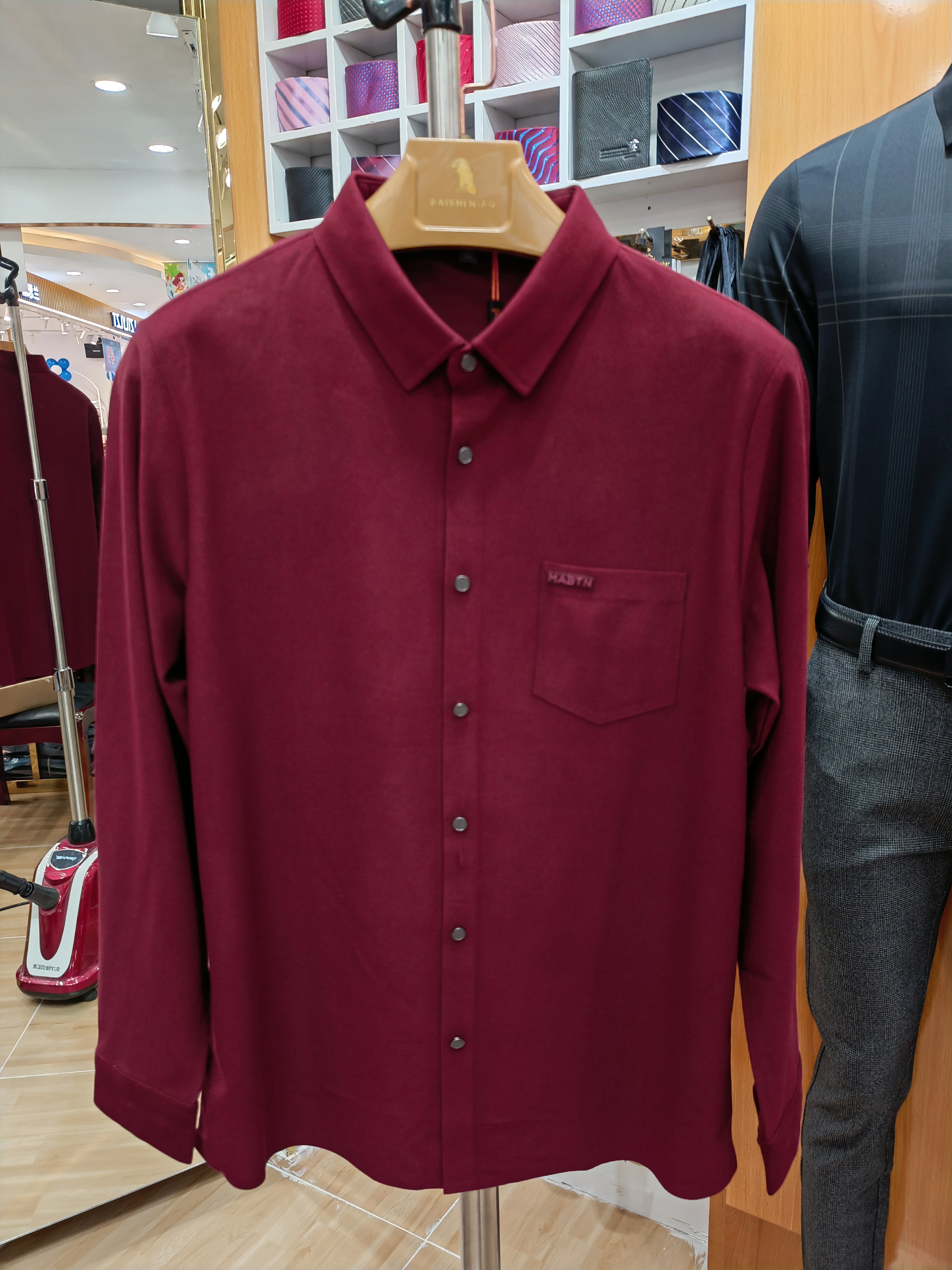 男士秋款灯芯绒细条休闲衬衣男款长袖时尚修身