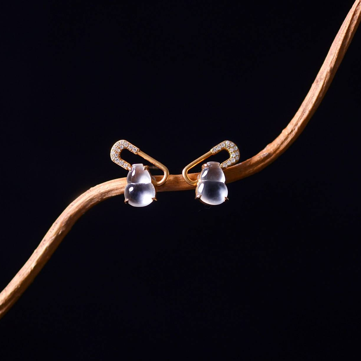 缅甸翡翠A货G18K玻种福禄耳钉