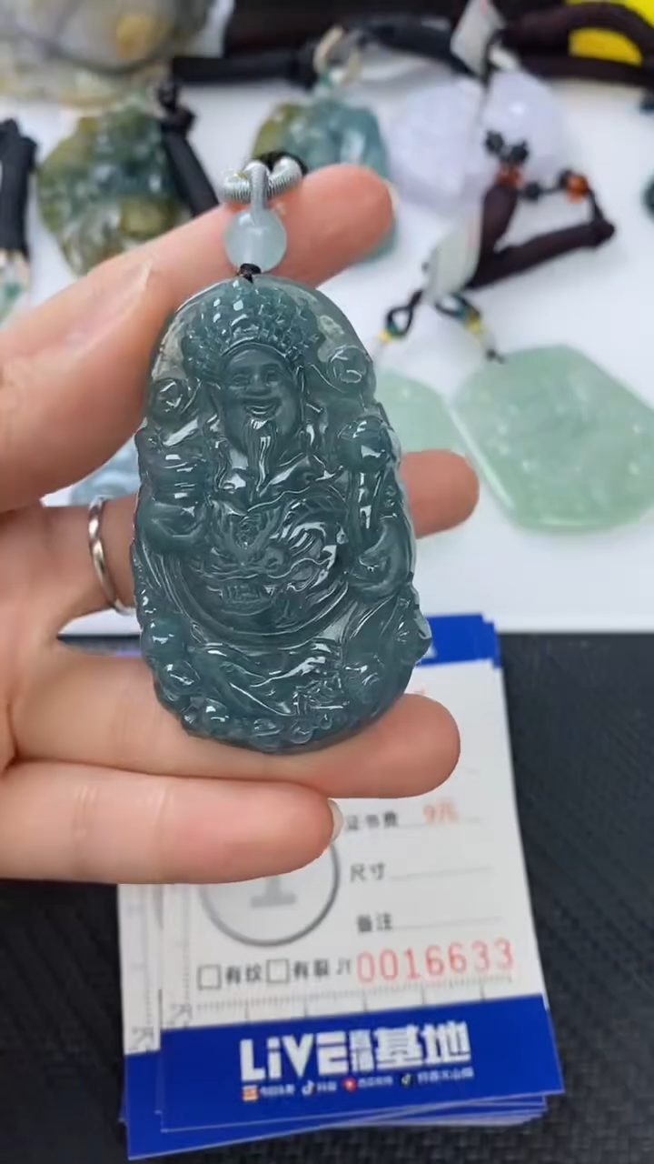 【闪购商品】翡翠颈饰未镶嵌1111111111