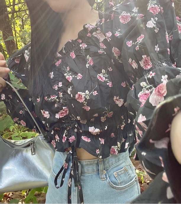 韩国东大门碎花短款上衣