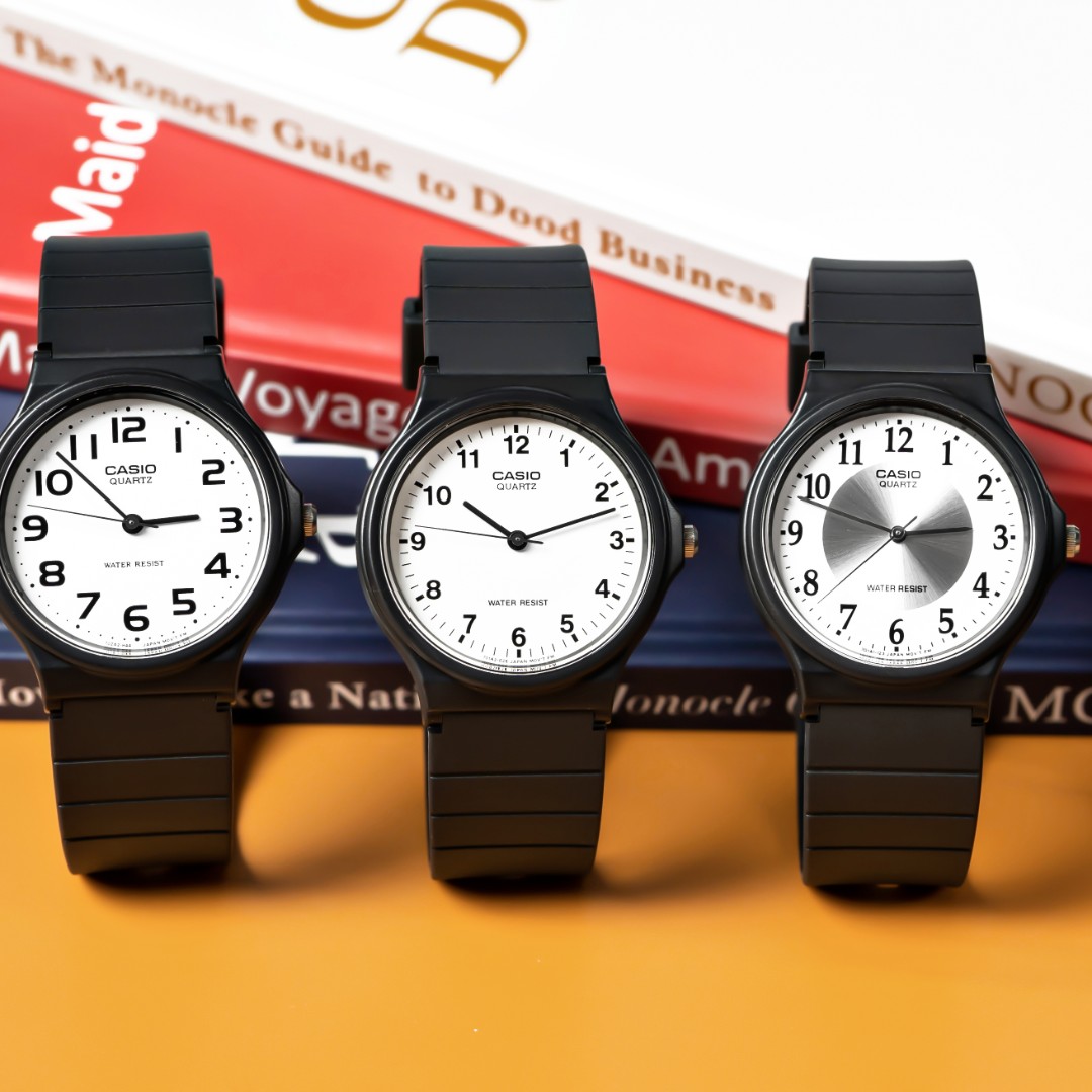 准新品 Casio/卡西欧 学生简约石英中性小黑表百搭休闲MQ-24-7B2