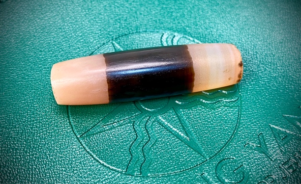 圣炎 满砂白黑白珠11.5×41.6mm