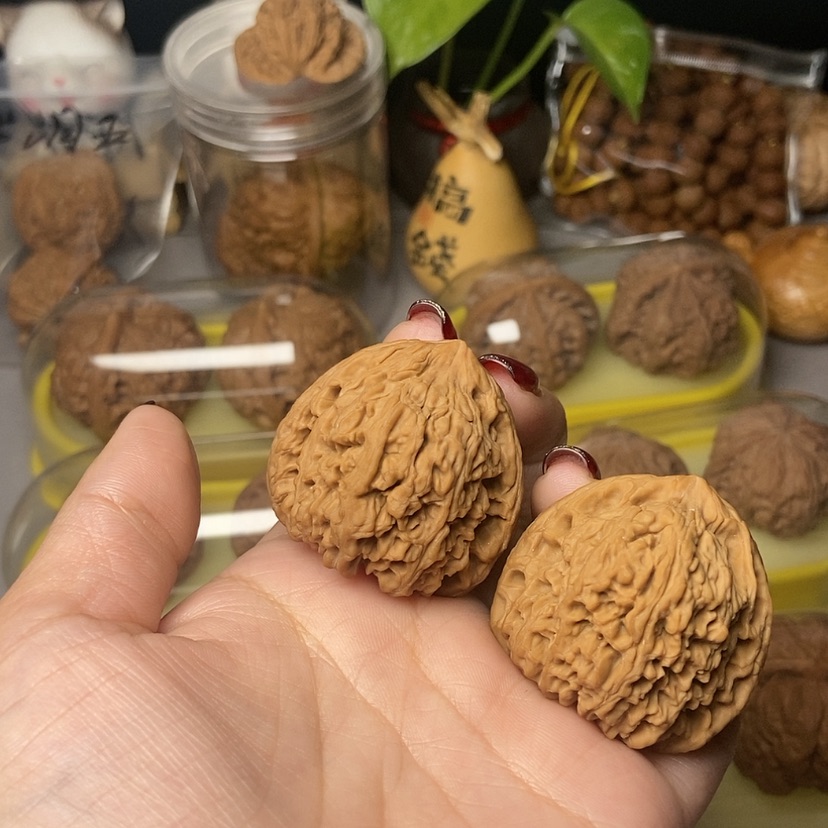 【闪购商品】文玩核桃吊坠。****。南疆