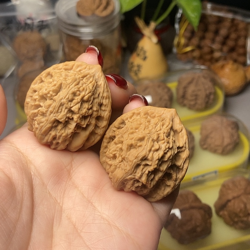 【闪购商品】文玩核桃吊坠小众