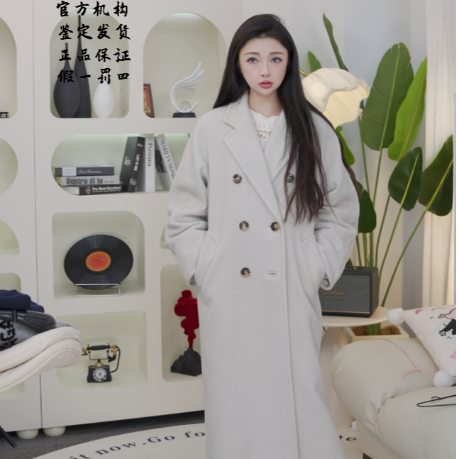 99新 MaxMara 系列经典款宽松大衣 36 M454