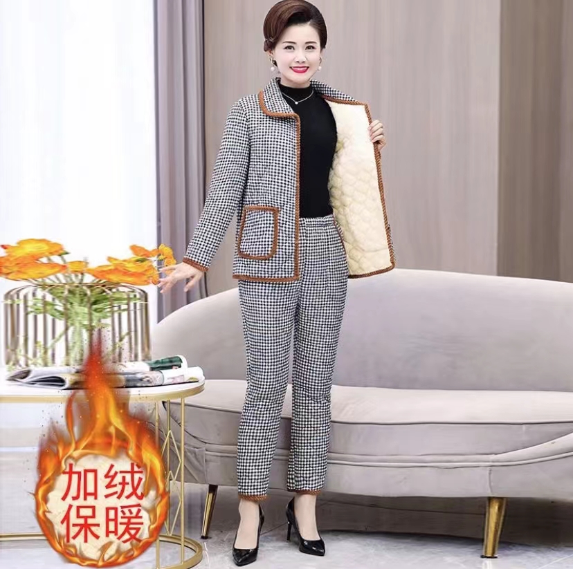 卡   千鸟气质格加绒加厚新花型套装棉衣妈妈装 保暖 中老年