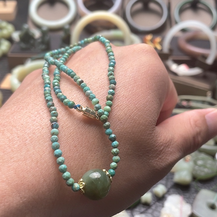 和田玉吊坠未镶嵌