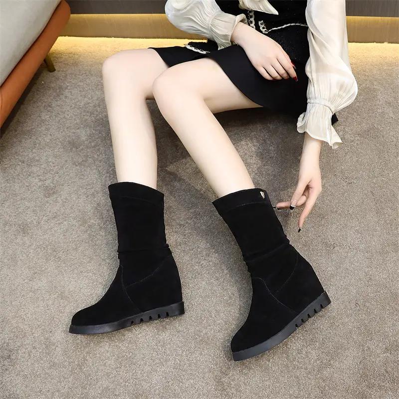 达芙妮沿荐厚底内增高中靴女显瘦磨砂短款保暖马丁靴2022秋冬季英