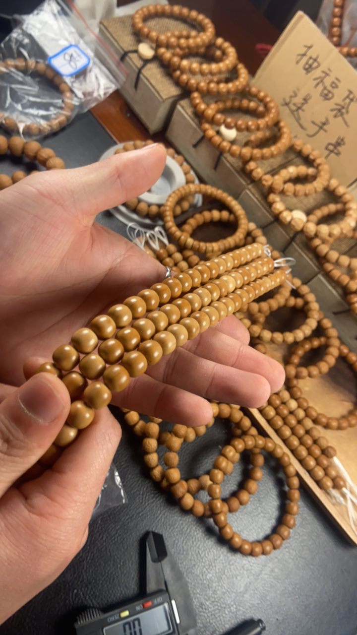 福利款猴头手串，老型瑕