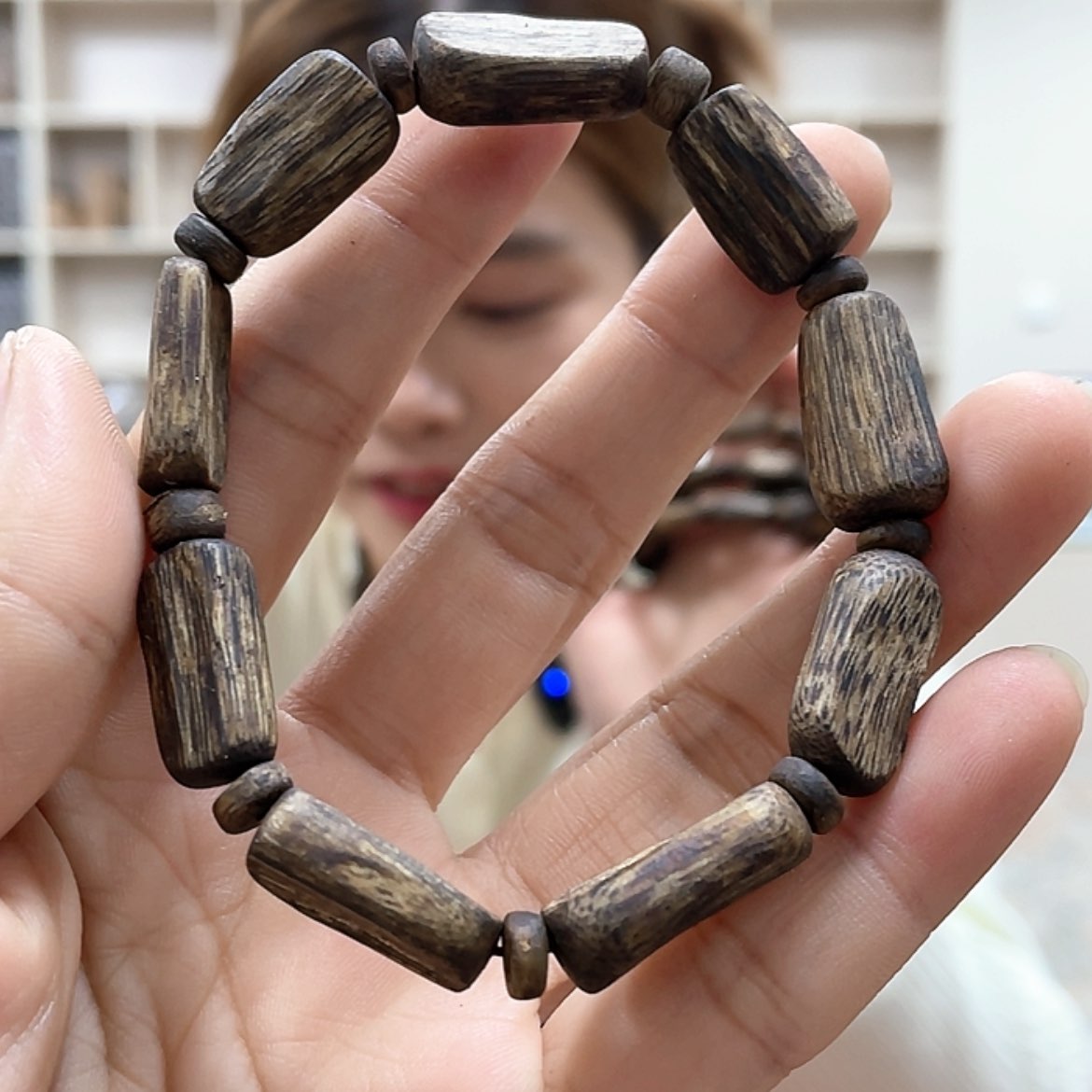 【闪购商品】沉香手串沉香树心单圈随机发货