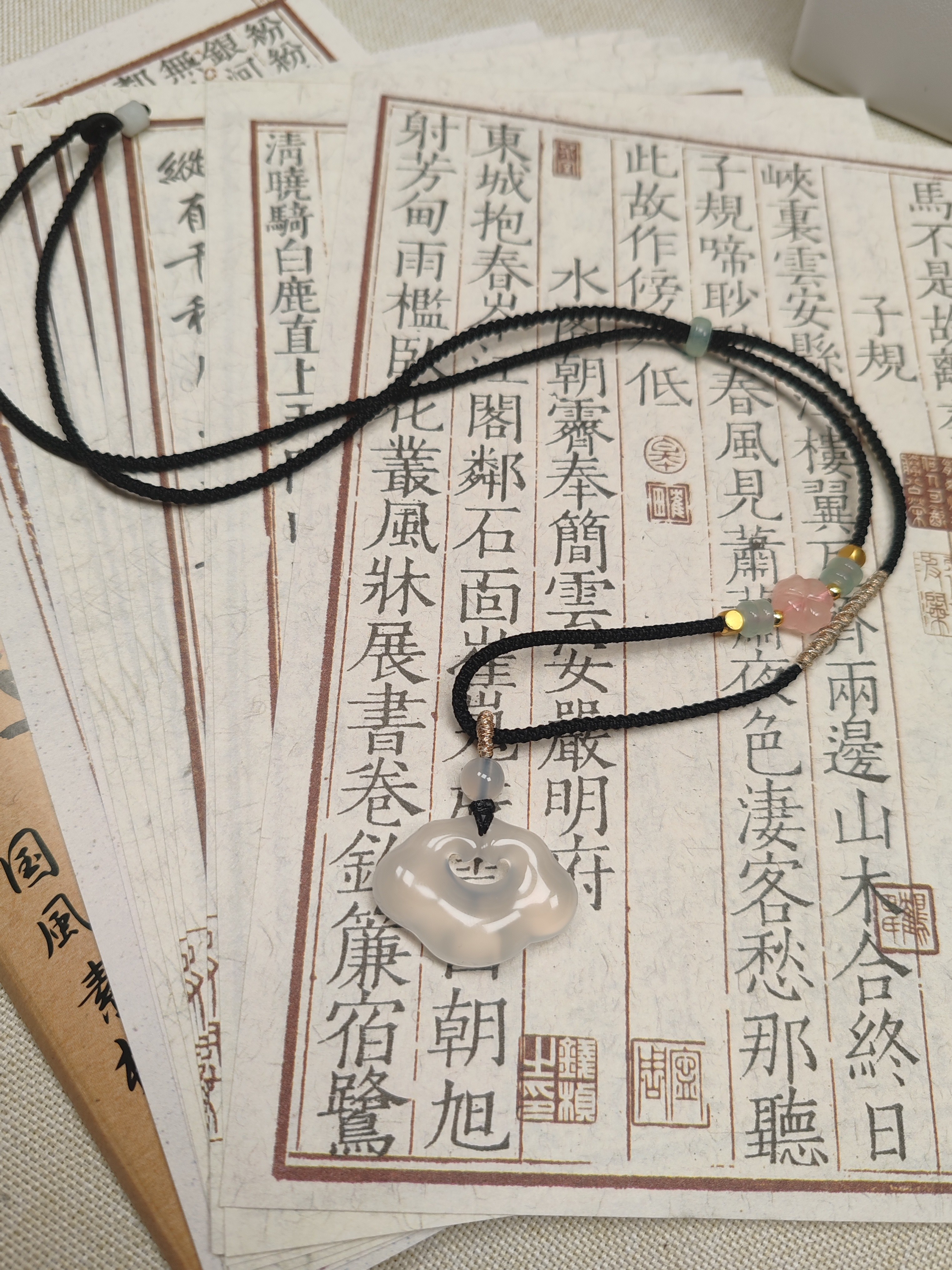 天然玛瑙玉髓祥云项链新中式风格精致百搭仙女必备