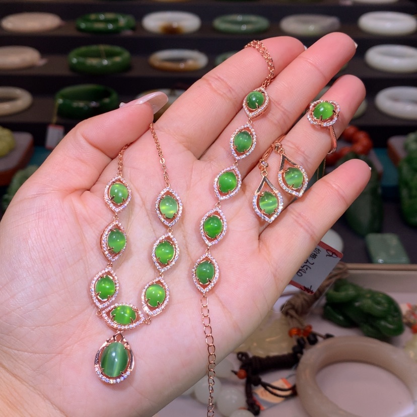 【闪购商品】和田玉高品猫眼套装银S925镶嵌