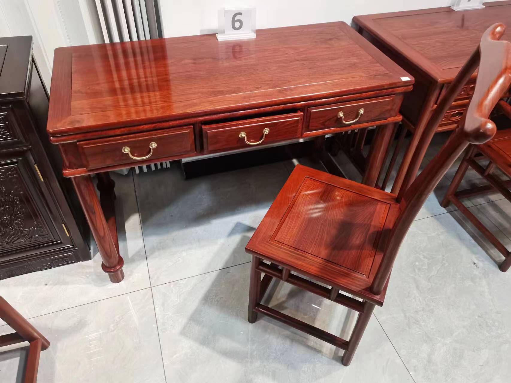 sd666刺猬紫檀办公桌电脑桌