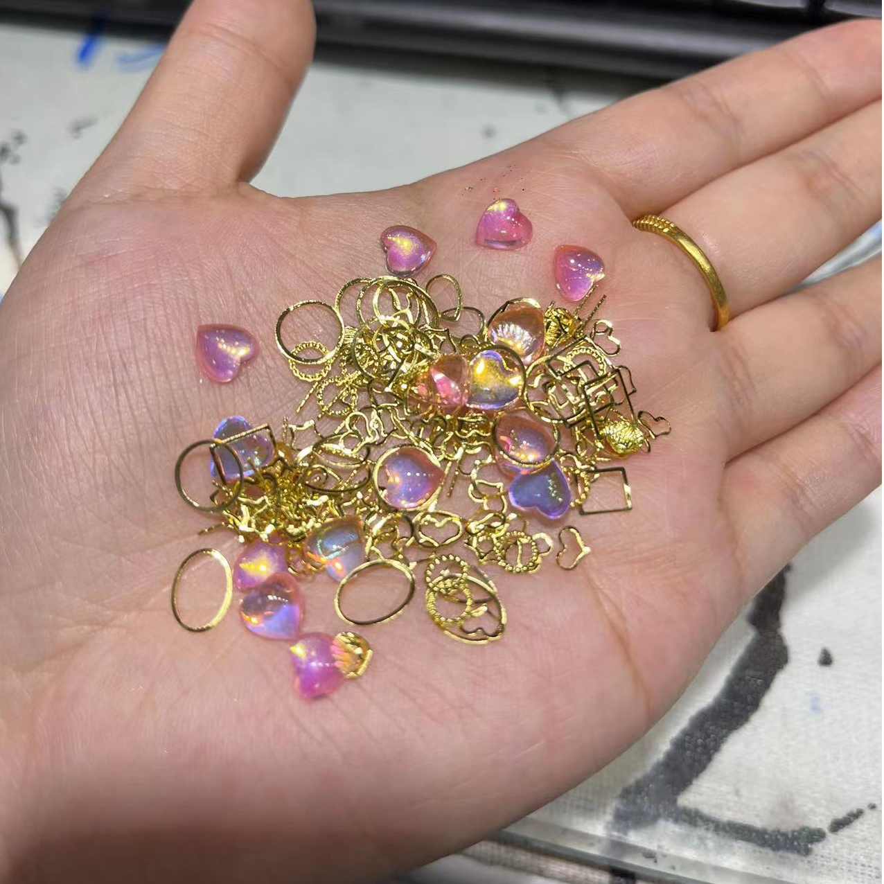 【0811】美甲爱心金属饰品组合钻，满30包邮