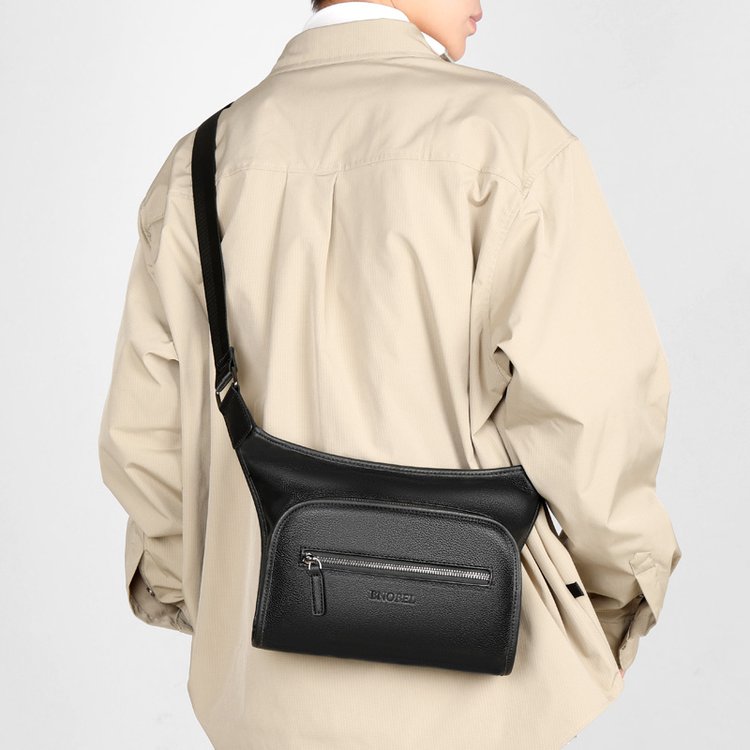 男士单肩/斜挎包纳帕头层牛皮休闲时尚男包厂家直销订货更优惠抽