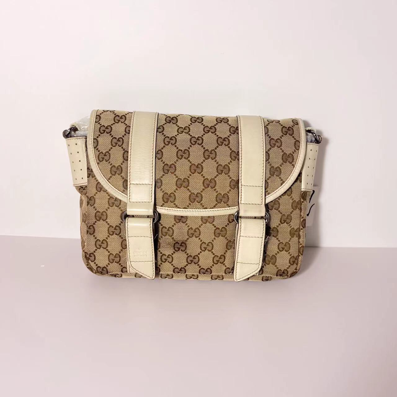 95新 GUCCI/古驰 时尚百搭休闲帆布斜挎包/027