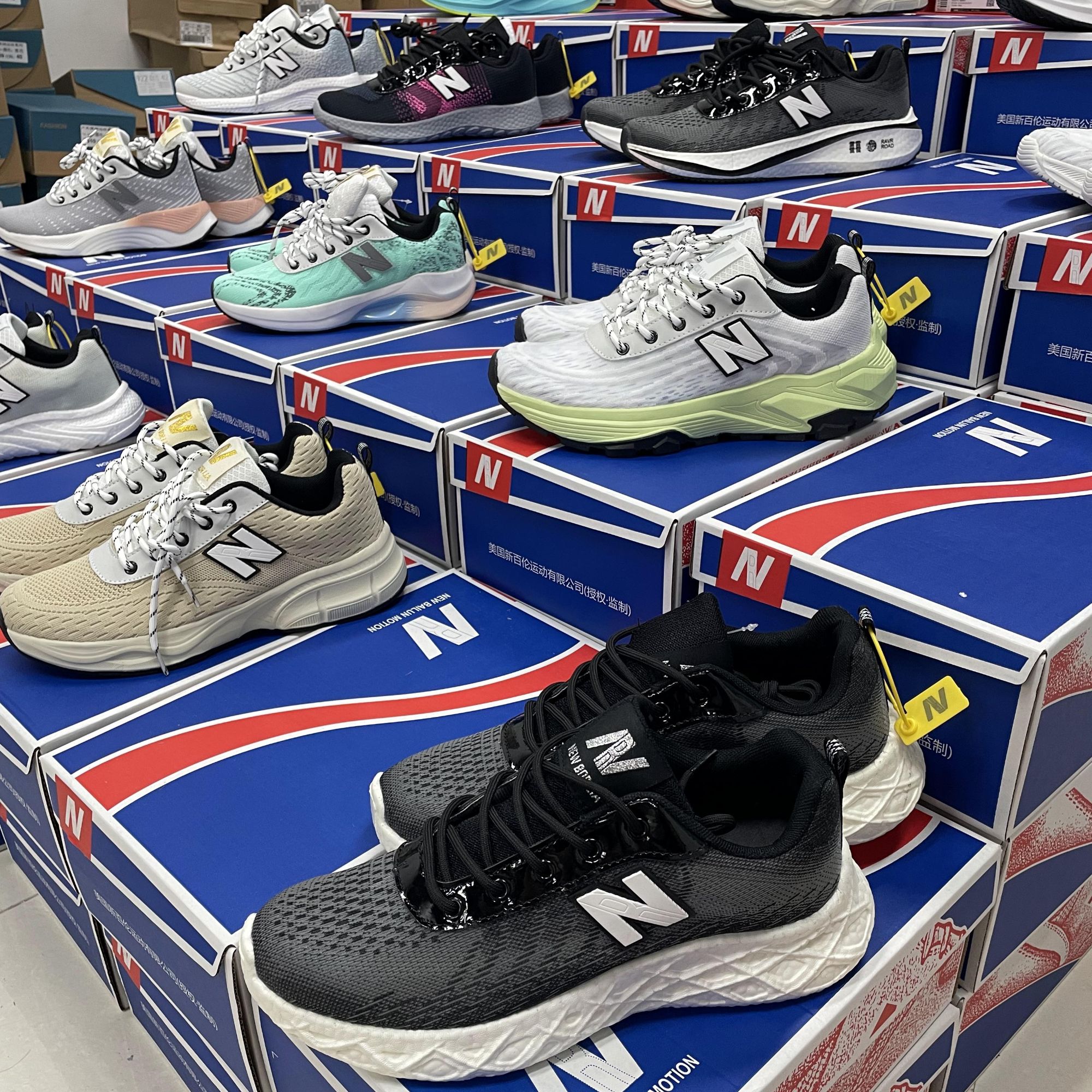 N字款式随机新百伦网面跑步鞋情侣款软底休闲运动鞋透气旅游鞋