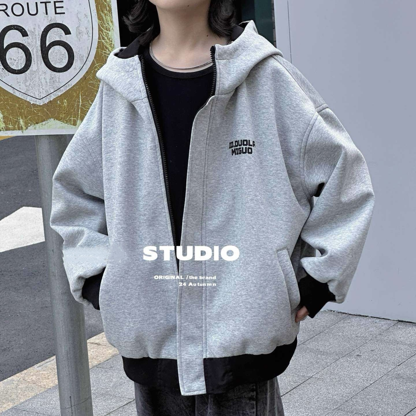 现货清，想好再拍！两面穿外套儿童春秋黑色连帽外套