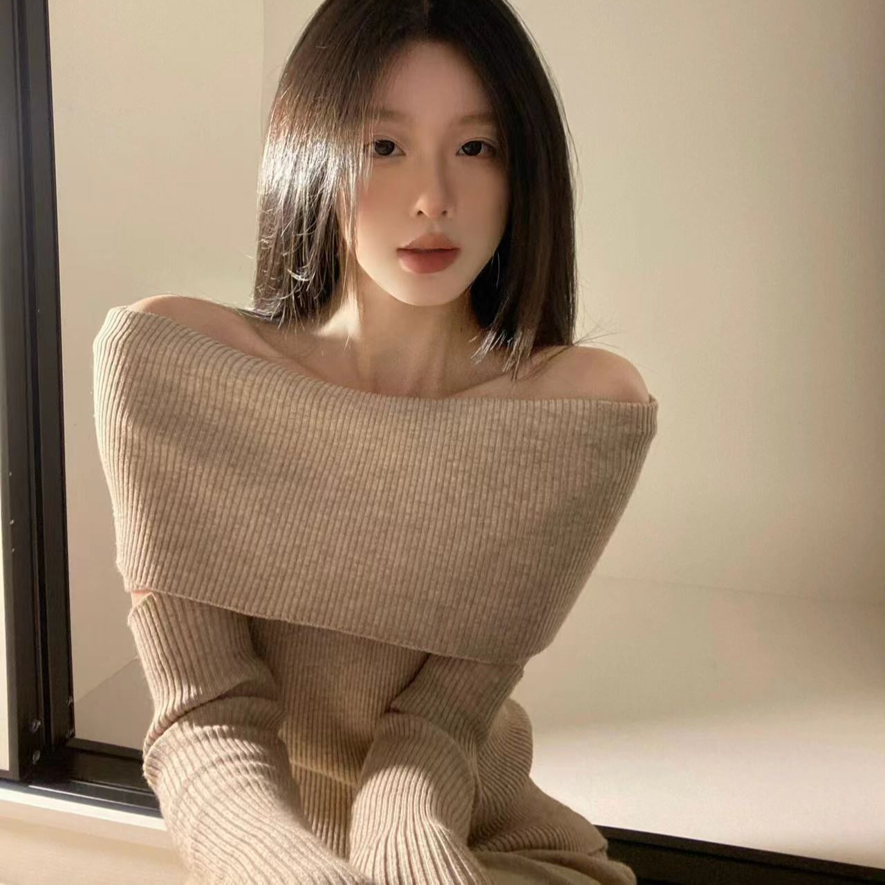 法式一字肩毛衣设计感小众性感宽松慵懒风秋冬季气质显瘦针织衫女