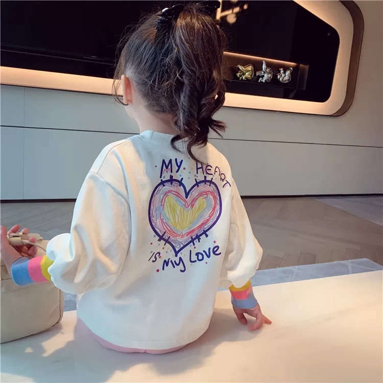 女童卫衣春秋款2023新款小女孩洋气袖上衣儿童韩版爱心宽松长袖