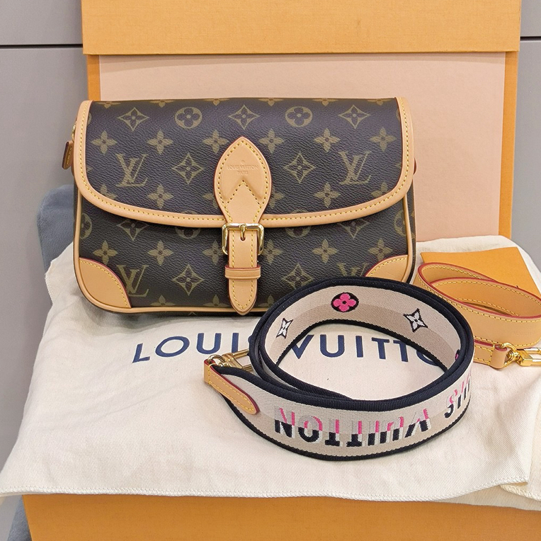99新 LouisVuitton/路易威登 经典老花法棍