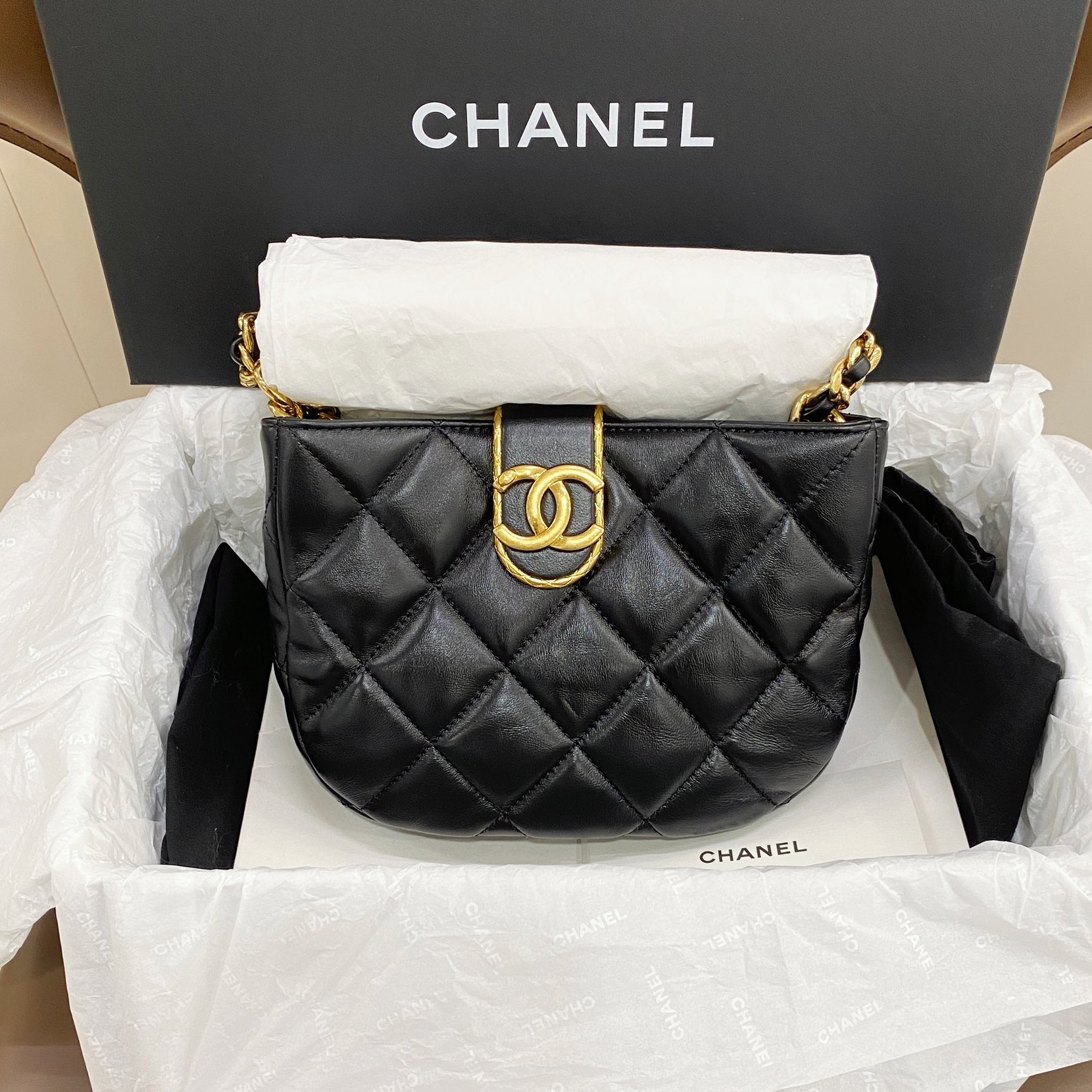 95新 Chanel/香奈儿 22b黑金小羊皮复古链条包