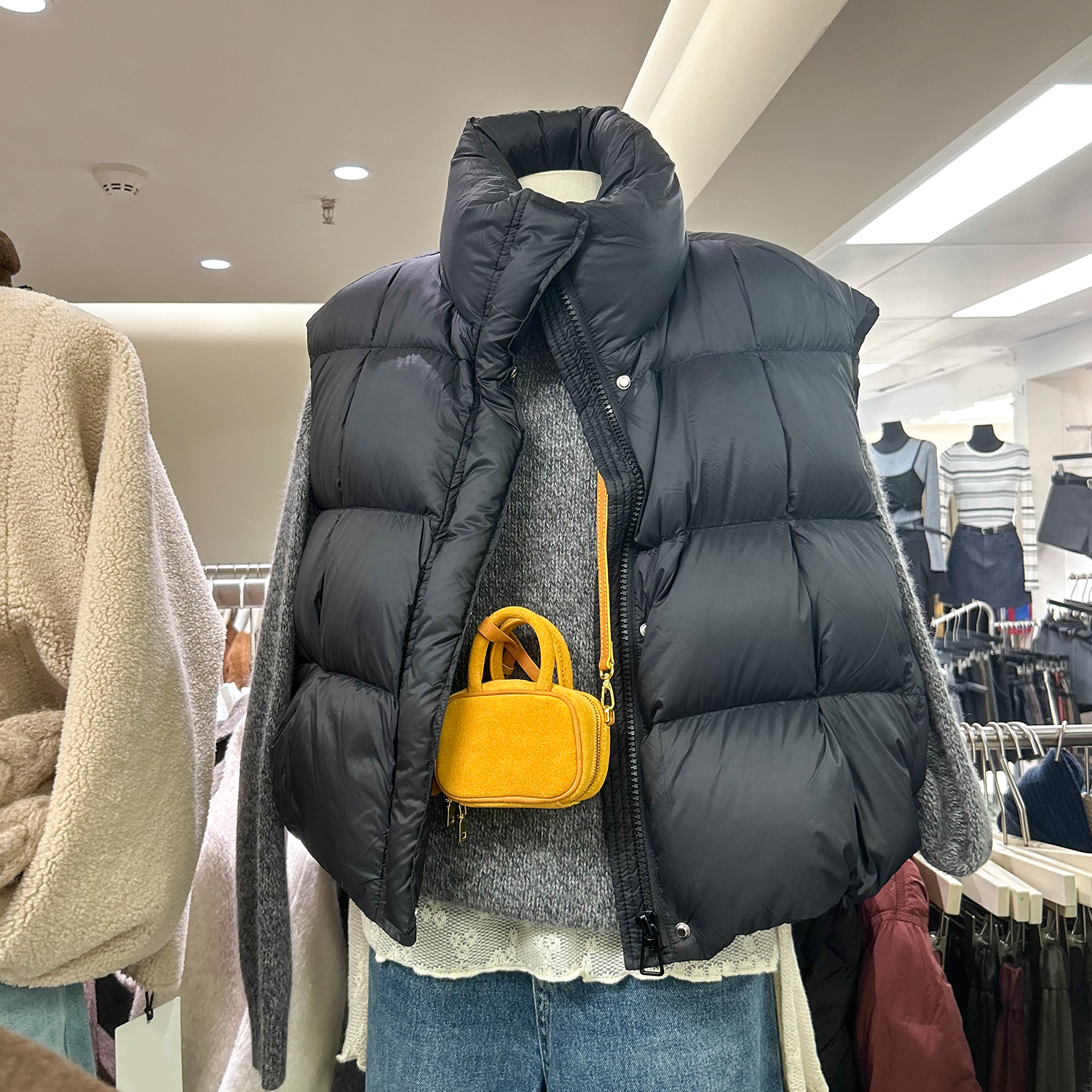 F清仓-冬季高领坎肩宽松加厚保暖面包羽绒棉服背心马甲外套女